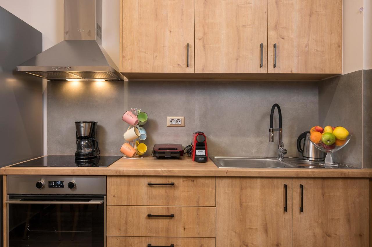 Aequor Luxury Rooms & Apartments カト・ダラトソ エクステリア 写真