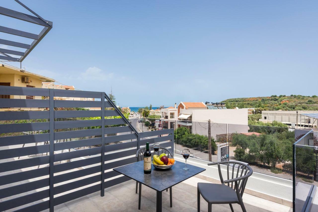 Aequor Luxury Rooms & Apartments カト・ダラトソ エクステリア 写真